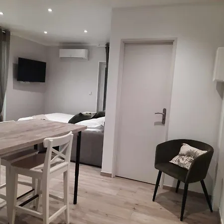 Tu Elleta *