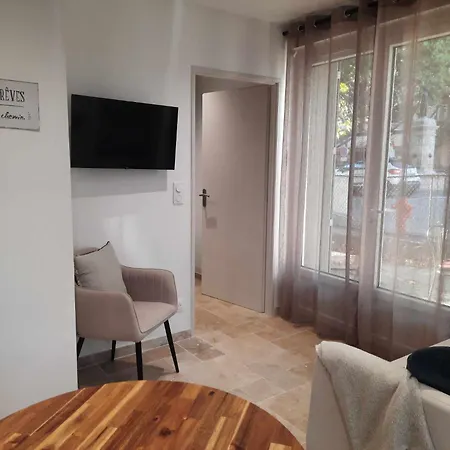 Tu Elleta Apartment